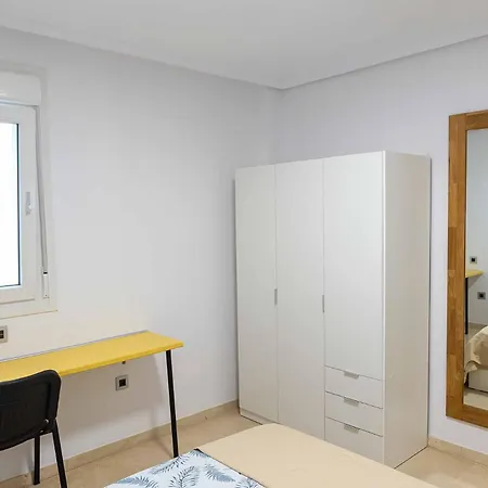 Apartamento Mediterráneo Playa, A 3min Del Mar Y Con Aire Acondicionado Almería