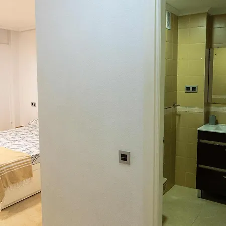 Apartment Mediterraneo Playa, A 3min Del Mar Y Con Aire Acondicionado
